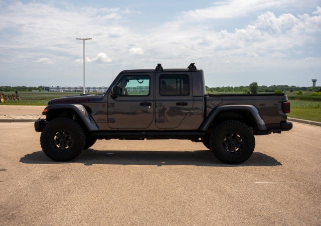 Used 2020 Jeep Gladiator Rubicon AWD/4WD image 4