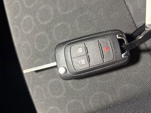 Used 2018 Chevrolet Trax LS image 27