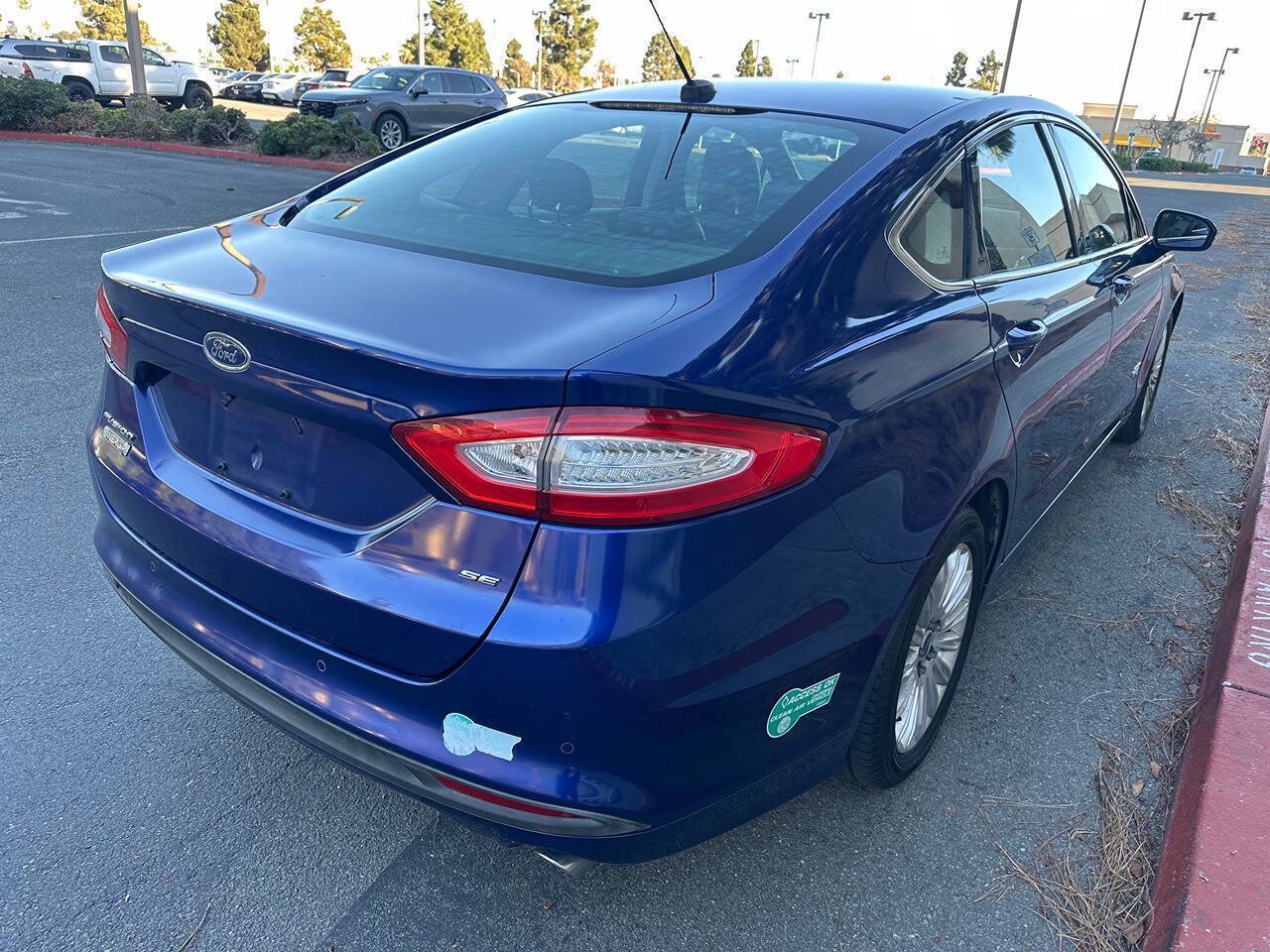 Used 2013 Ford Fusion Energi SE FWD image 6