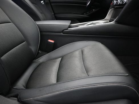 Used 2019 Honda Accord Sport image 25