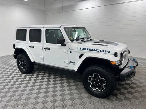 Used 2023 Jeep Wrangler Unlimited Rubicon 4xe w/ Cold Weather Group AWD/4WD image 4