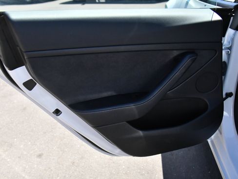 Used 2023 Tesla Model 3 Standard Range RWD image 31