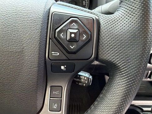 Certified 2023 Toyota Tacoma TRD Off-Road image 24