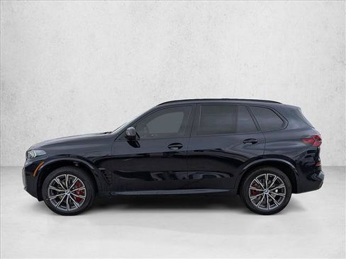 Used 2026 BMW X5 sDrive40i w/ M Sport Package RWD image 9