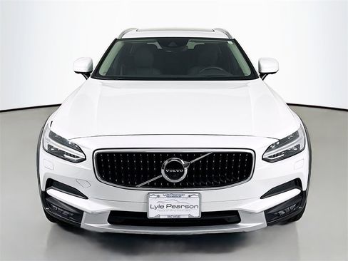 Used 2019 Volvo V90 T5 Cross Country w/ Advanced Package image 6