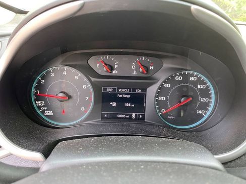 Used 2023 Chevrolet Malibu LS FWD image 18