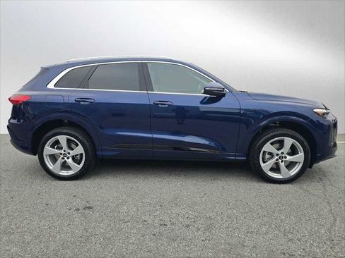 New 2025 Audi Q5 Prestige image 2