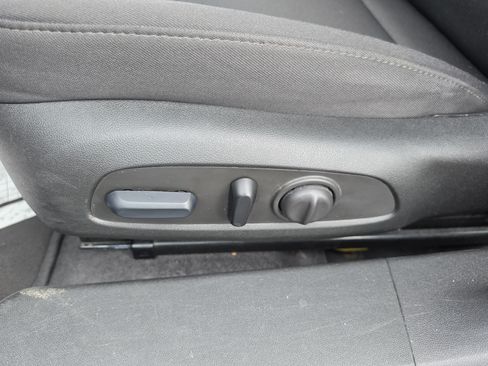 Used 2023 Chevrolet Malibu LT FWD image 25