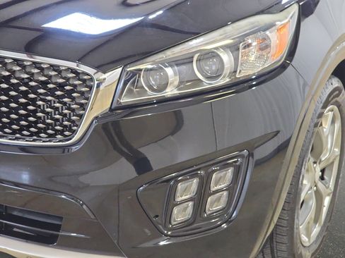 Used 2016 Kia Sorento SX FWD image 30