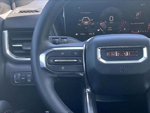 Used 2025 GMC Terrain Elevation AWD/4WD image 19