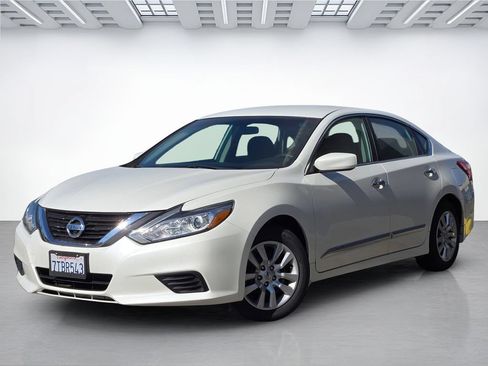 Used 2016 Nissan Altima 2.5 S w/ Power Driver Seat Package FWD image 6