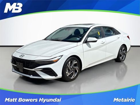 Certified 2025 Hyundai Elantra SEL FWD image 1