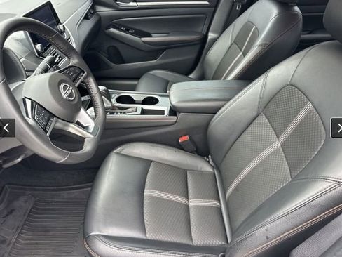 Used 2024 Nissan Altima 2.5 SR image 3