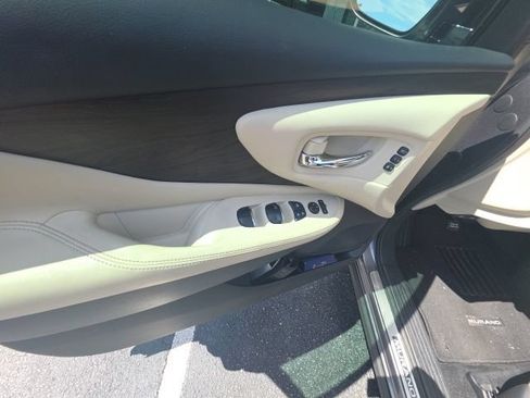 Used 2022 Nissan Murano Platinum w/ Cargo Package AWD/4WD image 18