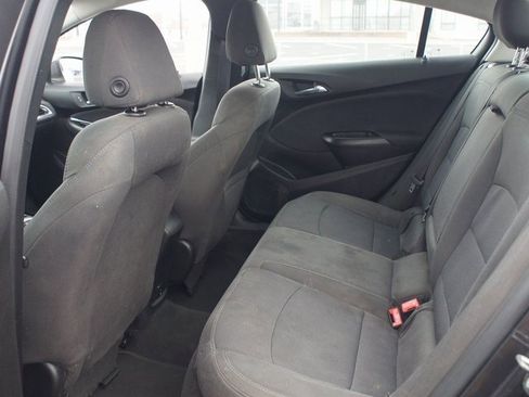 Used 2017 Chevrolet Cruze LT w/ Convenience Package image 11