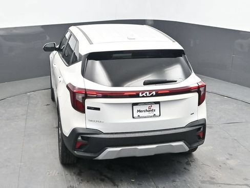 Used 2024 Kia Seltos LX AWD/4WD image 20