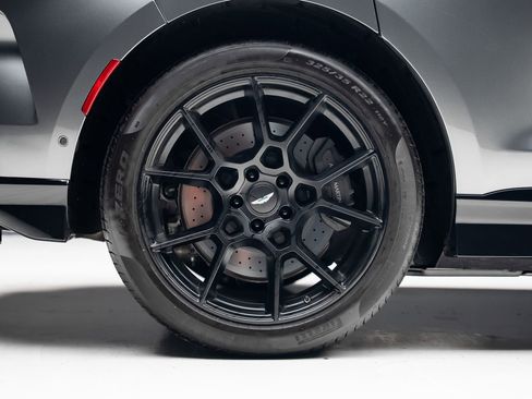 Used 2023 Aston Martin DBX 707 image 37