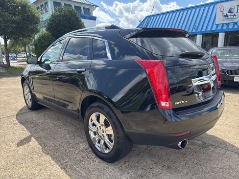 Used 2015 Cadillac SRX Luxury w/ Driver Awareness Package image 7