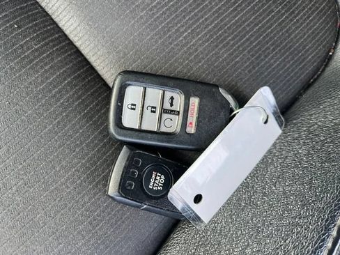 Used 2018 Honda Accord Sport image 21