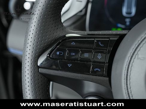 New 2025 Maserati Grecale Modena image 35