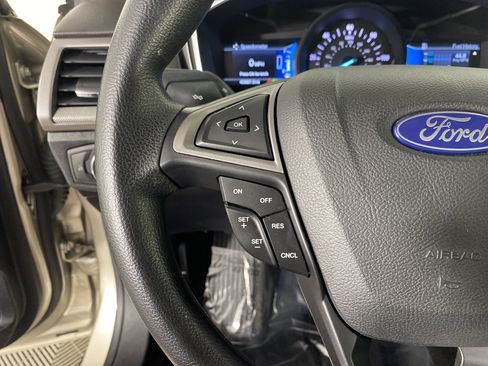 Used 2018 Ford Fusion S FWD image 32