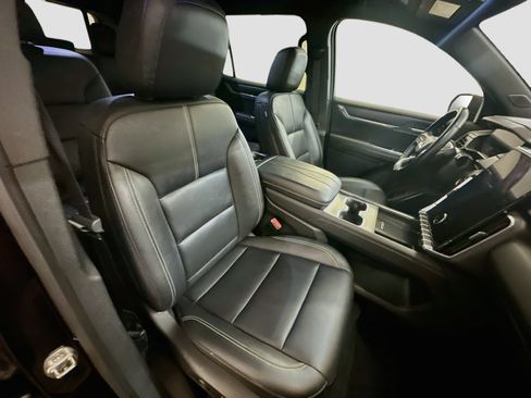 Used 2024 GMC Acadia Elevation AWD/4WD image 34