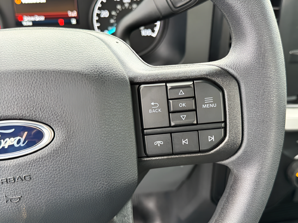 Used 2025 Ford F350 XL w/ 360-Degree Camera Package RWD image 24