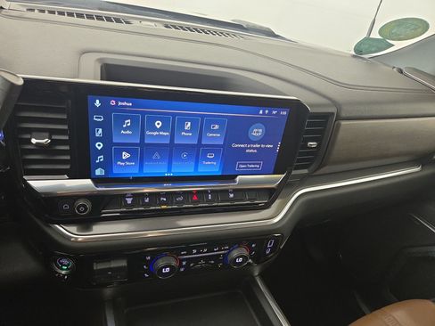 Used 2025 Chevrolet Silverado 3500 High Country w/ High Country Premium Package AWD/4WD image 24