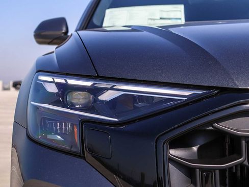 New 2026 Audi Q8 Prestige image 9