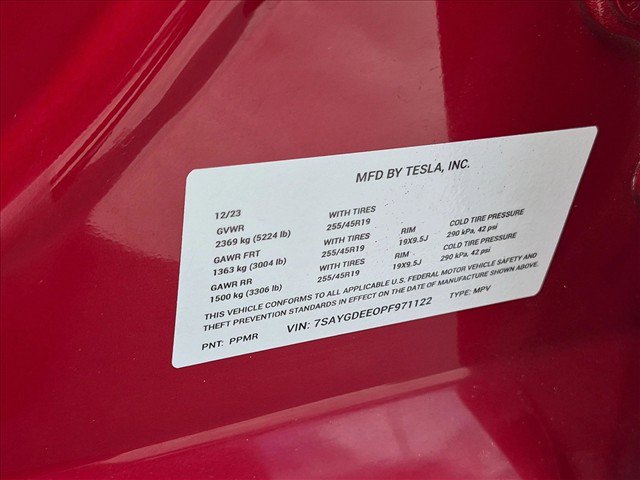 Used 2023 Tesla Model Y Long Range AWD/4WD image 23