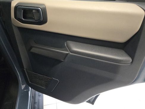 Used 2024 Ford Bronco Wildtrak image 8