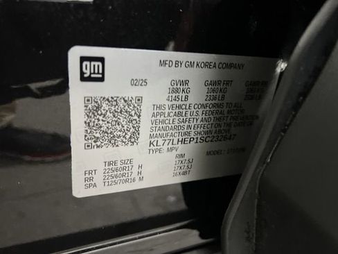 Certified 2025 Chevrolet Trax LT w/ LT Convenience Package image 33