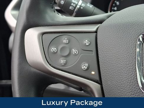 Used 2022 GMC Acadia AT4 w/ Technology Package image 7