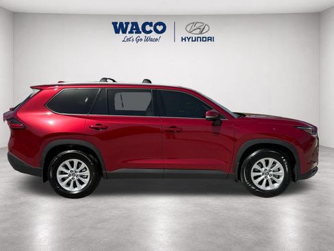 Used 2025 Toyota Grand Highlander AWD image 9