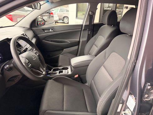 Used 2017 Hyundai Tucson SE AWD/4WD image 10