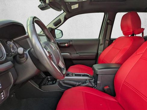 Used 2020 Toyota Tacoma TRD Sport w/ TRD Premium Sport Package image 17