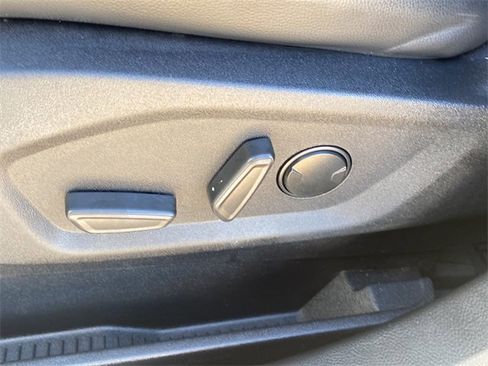 Used 2024 Ford Edge SEL image 21