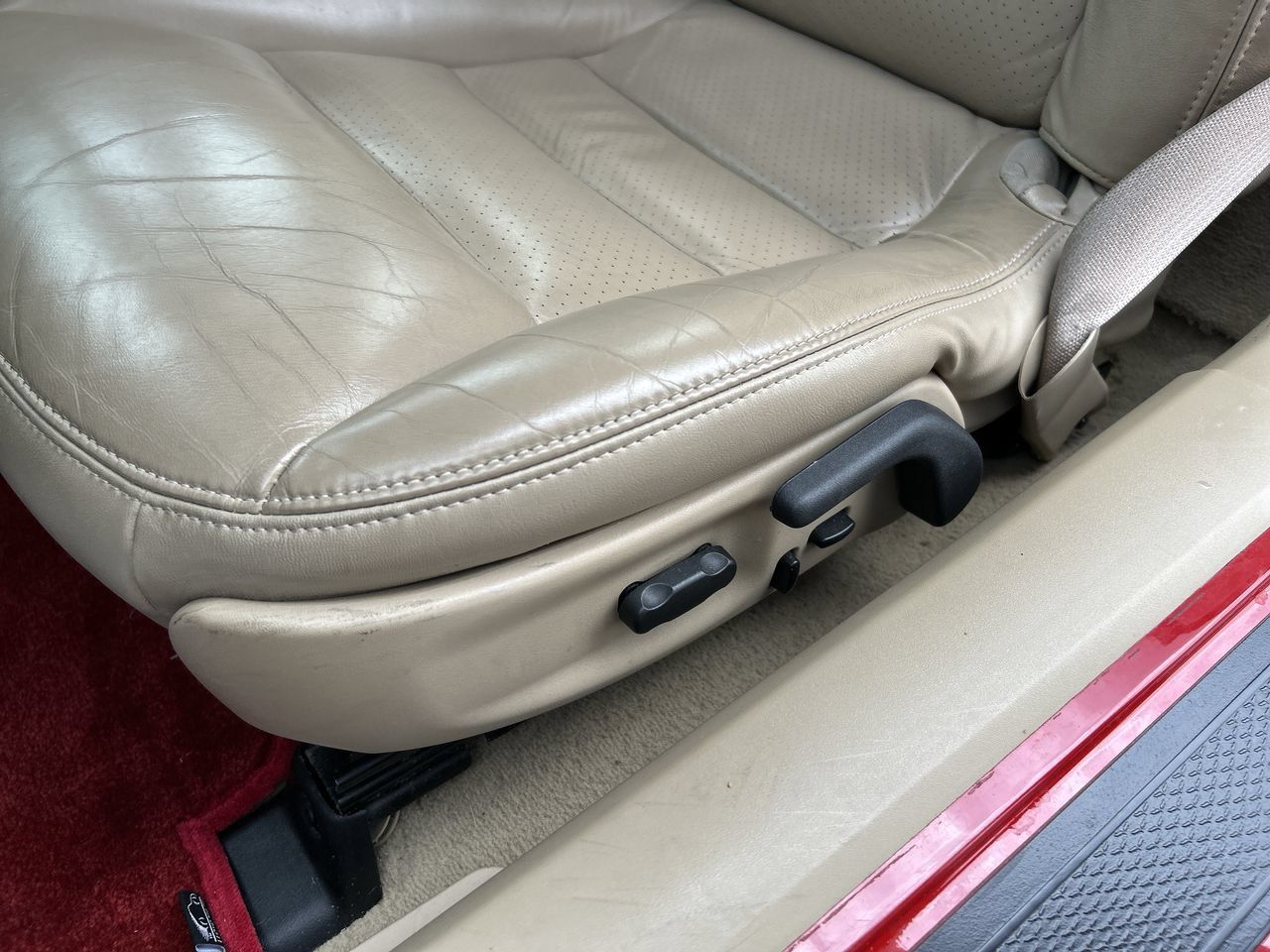 Used 2005 Chevrolet Corvette Convertible w/ Preferred Equipment Group RWD image 20