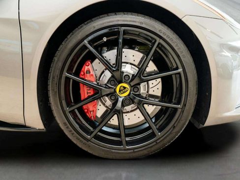 Used 2025 Lotus Emira RWD image 41