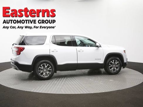 Used 2023 GMC Acadia SLE FWD image 40
