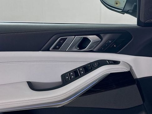 Used 2024 BMW X5 xDrive50e w/ Premium Package image 18