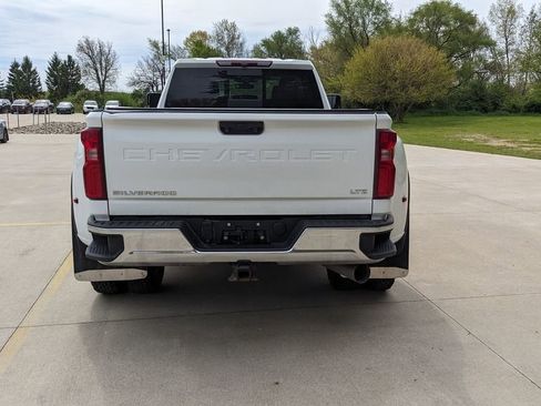 Used 2022 Chevrolet Silverado 3500 LTZ w/ LTZ Convenience Package AWD/4WD image 4