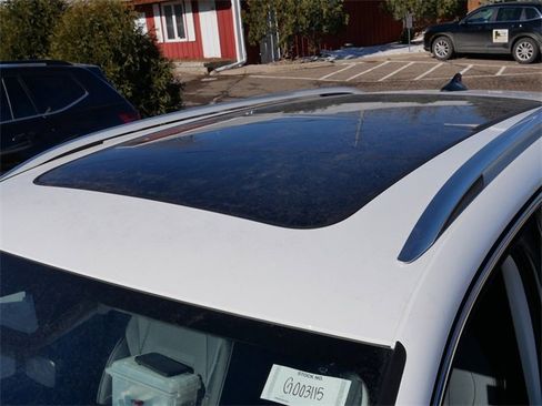 New 2026 Volkswagen Tiguan SE image 6