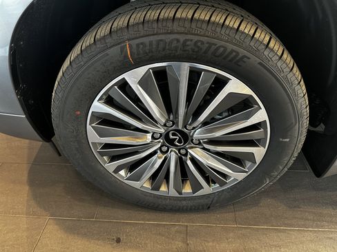 New 2026 INFINITI QX80 Luxe w/ Cargo Package image 6