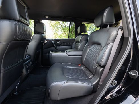 Used 2021 INFINITI QX80 Sensory w/ All-Season Package AWD/4WD image 33
