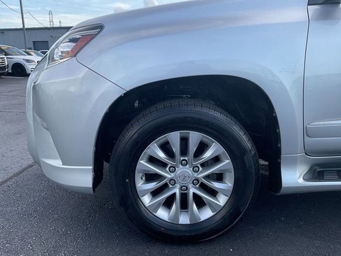 Used 2015 Lexus GX 460 image 31