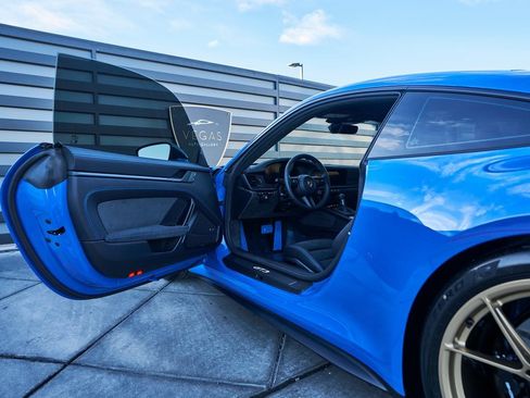 Used 2026 Porsche 911 GT3 w/ Weissach Package image 32