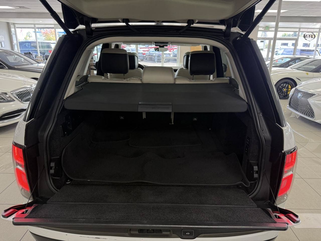 Used 2019 Land Rover Range Rover HSE AWD/4WD image 33