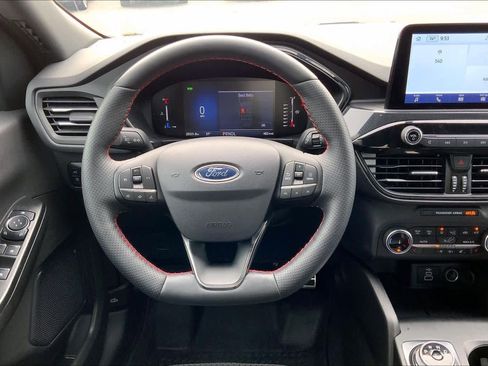 Certified 2024 Ford Escape ST-Line w/ Equipment Group 301A image 5