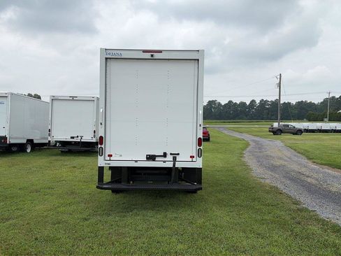 New 2027 Ford E-350 and Econoline 350 Super Duty w/ Power Equipment Group RWD image 4